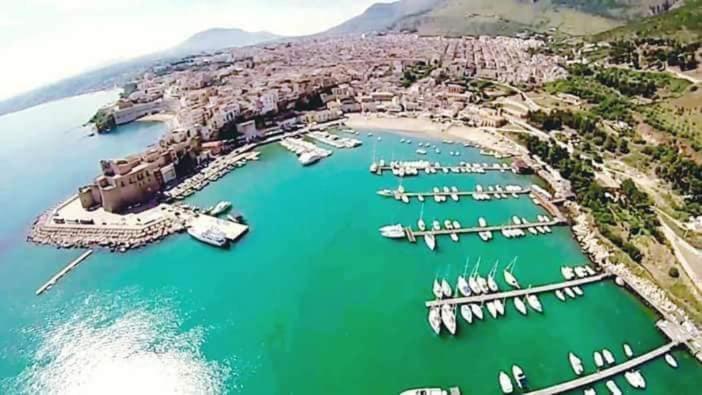Apartamento La Rosa Dei Venti Castellammare del Golfo Exterior foto